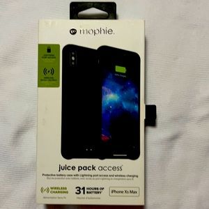 Mophie wireless charging juice pack access